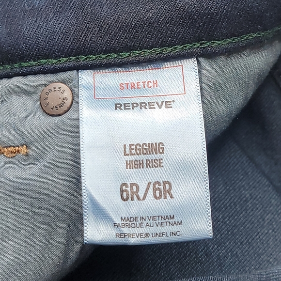 Express High Rise Jean Leggings Size 6R - Picture 8 of 9